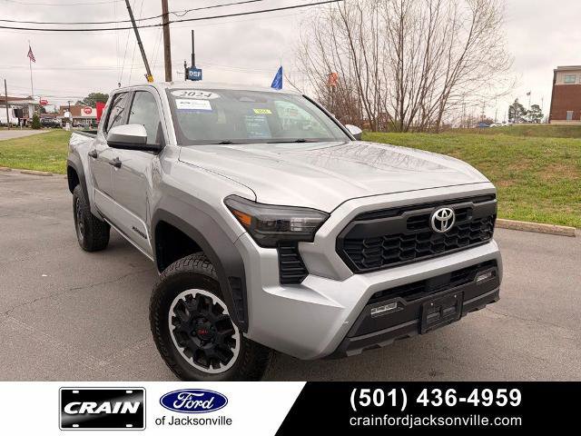 Used 2024 Toyota Tacoma TRD Off-Road AWD/4WD image 7