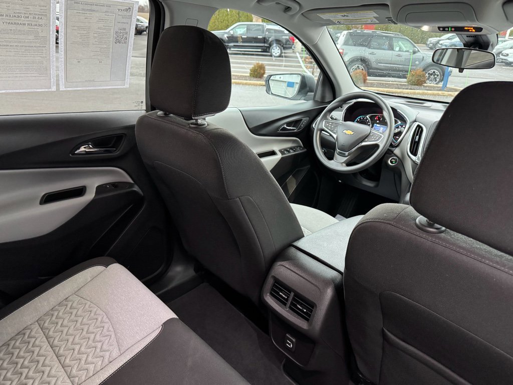 Used 2024 Chevrolet Equinox LS w/ LS Convenience Package image 19