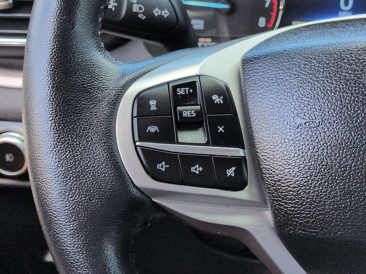 Certified 2023 Ford Explorer XLT w/ Equipment Group 202A image 24