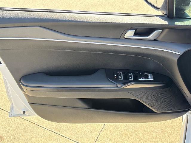 Used 2022 Kia K5 GT-Line image 15