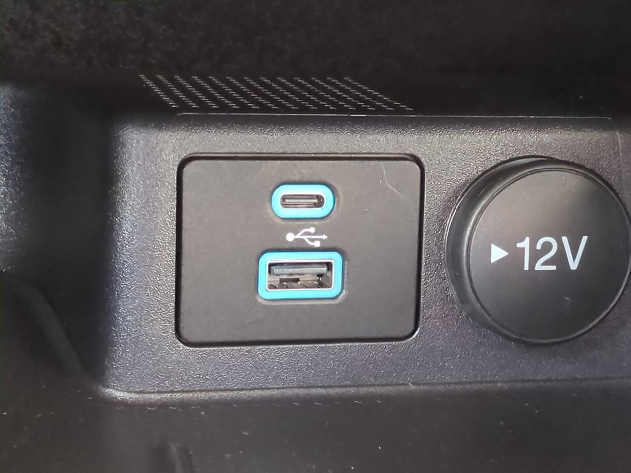 Certified 2022 Ford Escape SE image 21