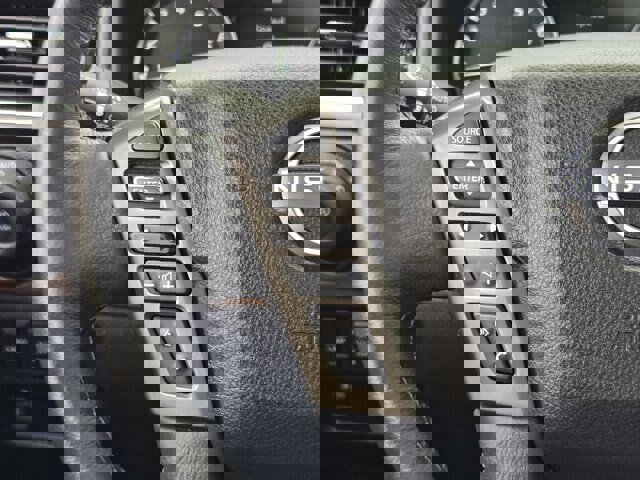 Used 2024 Nissan Titan Platinum Reserve w/ Moonroof Package image 27