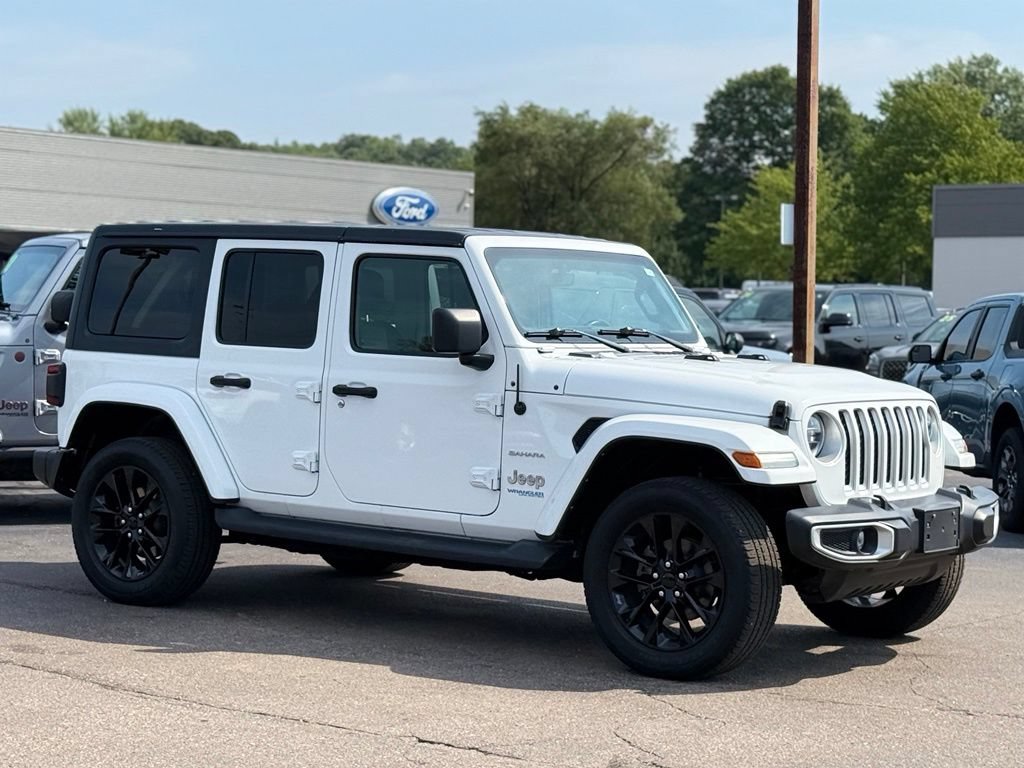 Used 2021 Jeep Wrangler Unlimited Sahara AWD/4WD image 27