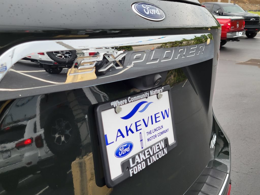 Certified 2024 Ford Explorer Limited w/ Equipment Group 301A AWD/4WD image 37