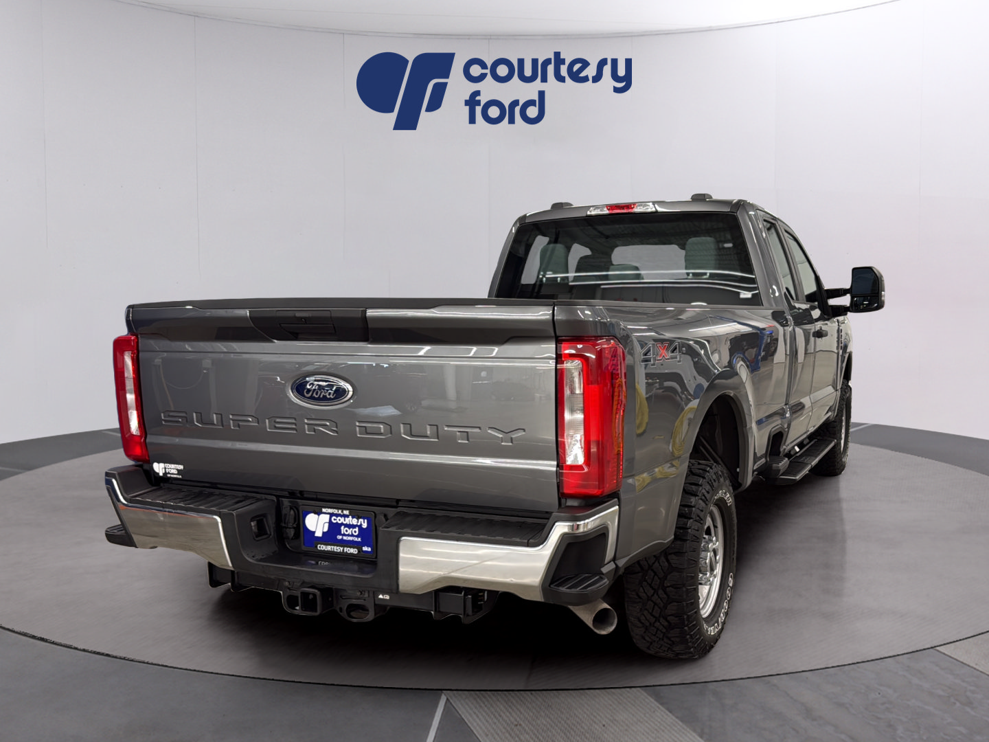 Certified 2024 Ford F250 XL w/ XL Off-Road Package AWD/4WD image 7