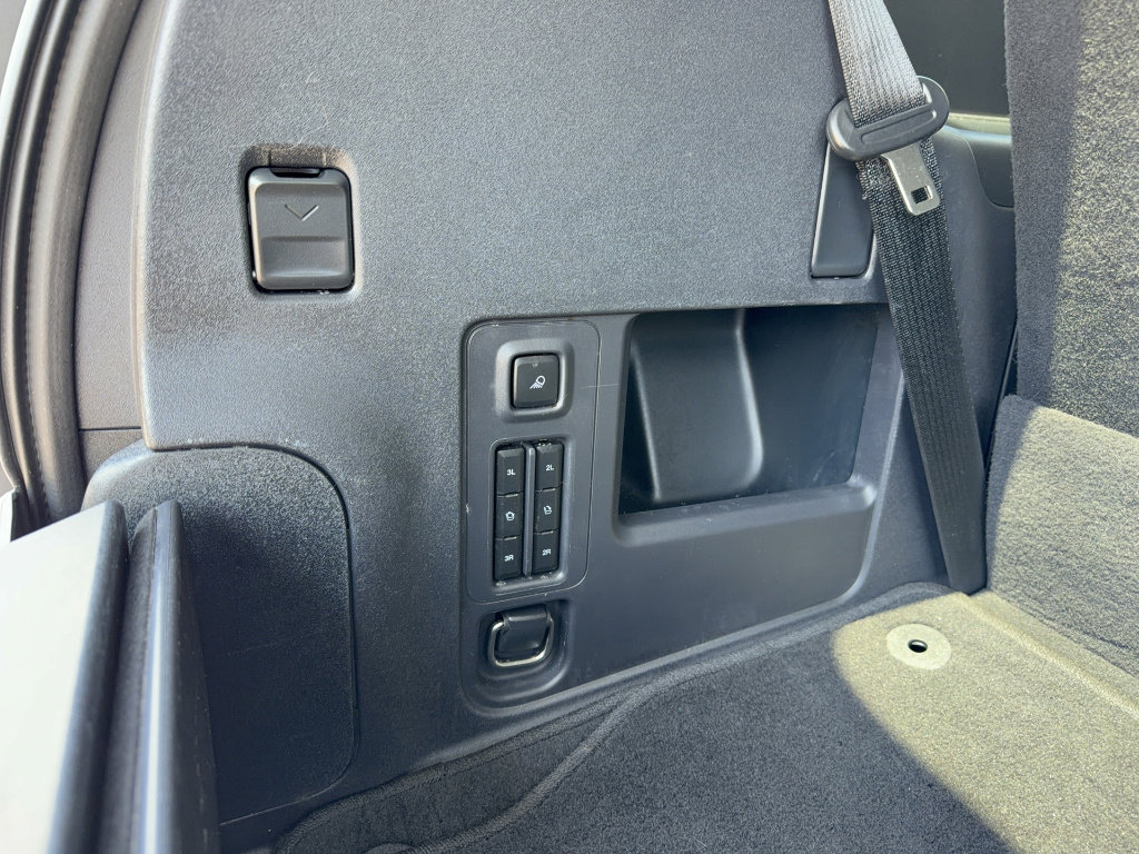 Certified 2025 Ford Expedition Active image 11