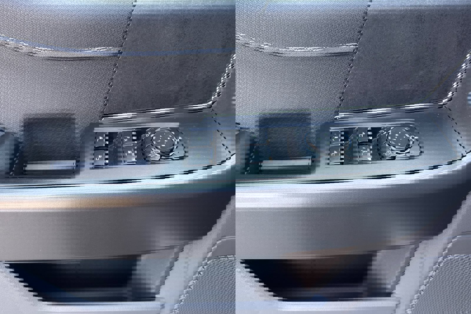 Certified 2025 Ford F150 XLT w/ Equipment Group 301A Standard image 12