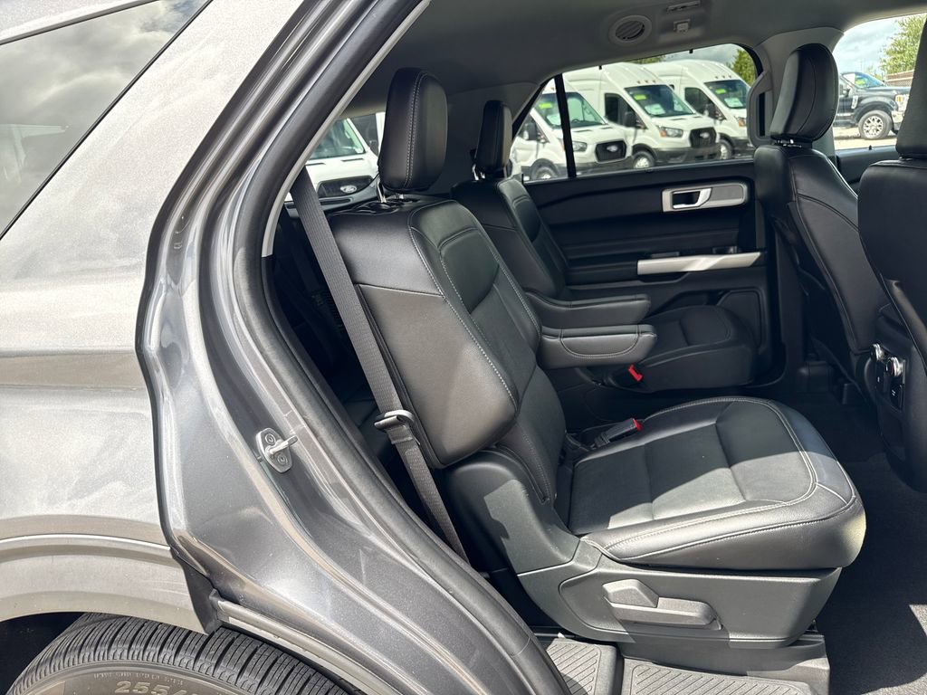 Certified 2021 Ford Explorer Limited w/ Equipment Group 301A RWD image 26