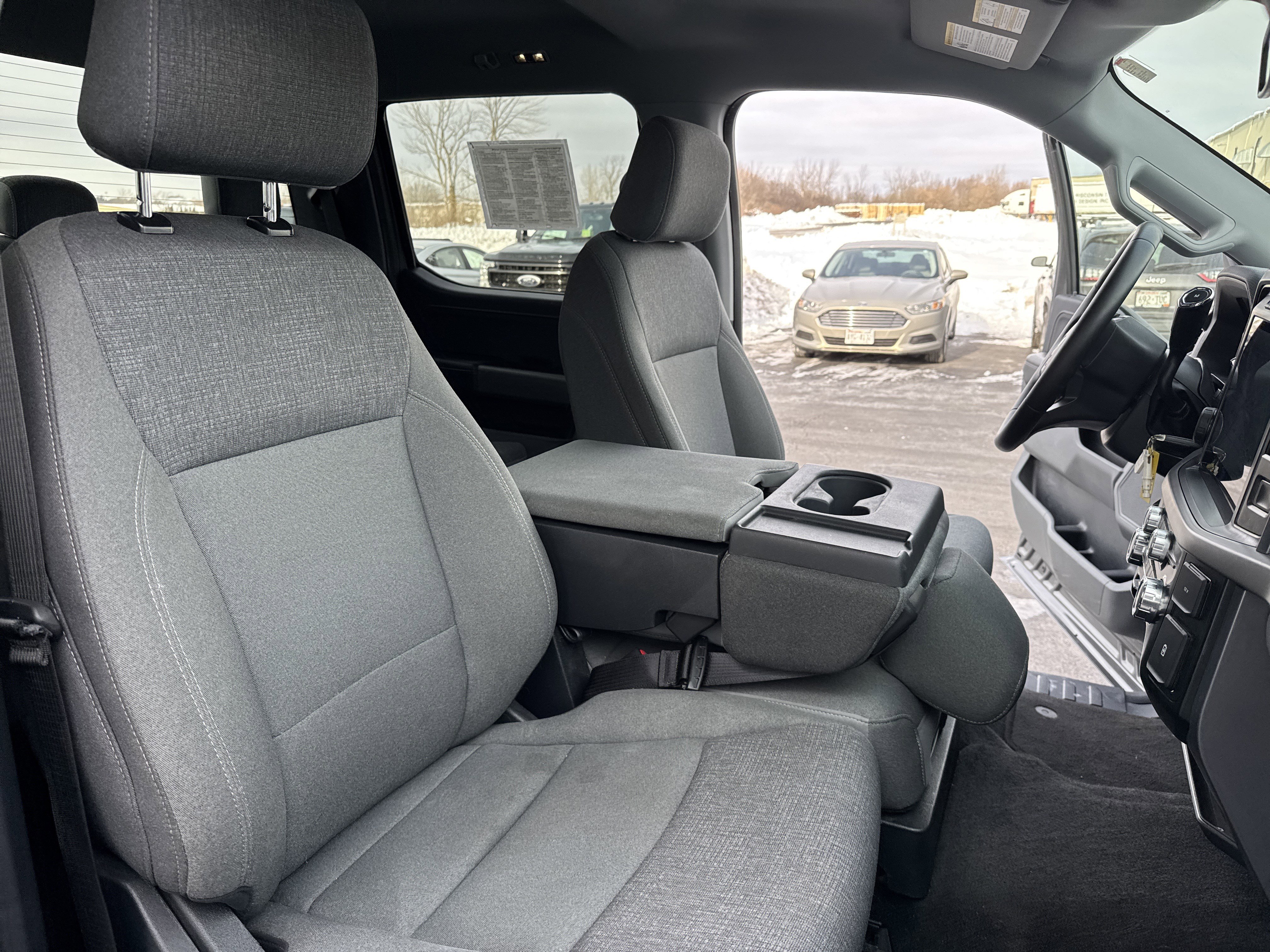 Certified 2024 Ford F150 XLT image 30