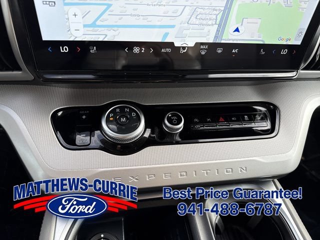 Certified 2025 Ford Expedition Active AWD/4WD image 22