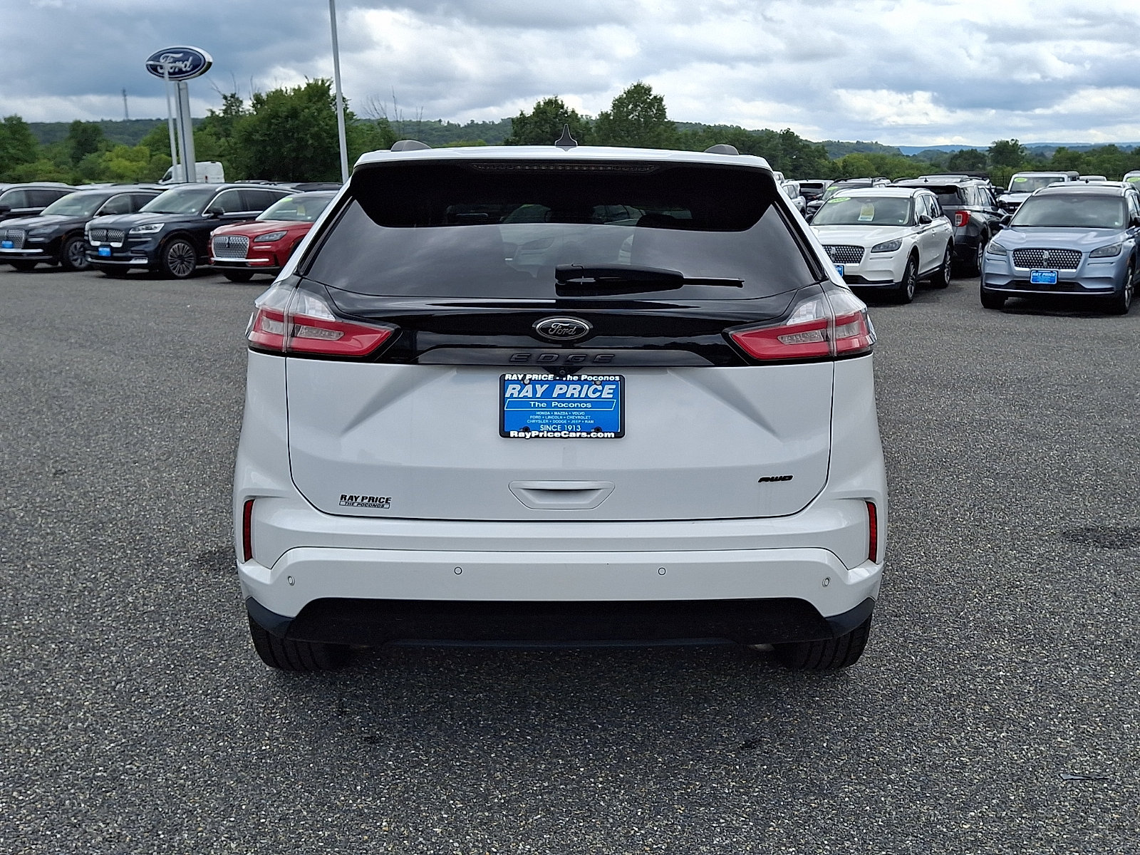 Certified 2022 Ford Edge SE w/ Black Appearance Package AWD/4WD image 6