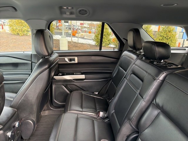 Certified 2020 Ford Explorer XLT w/ Equipment Group 202A image 21