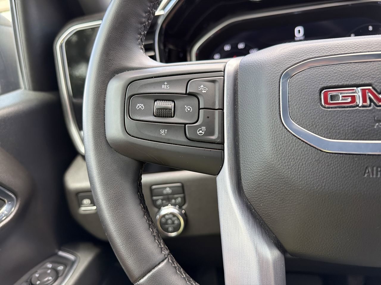 Used 2024 GMC Sierra 1500 Elevation AWD/4WD image 28