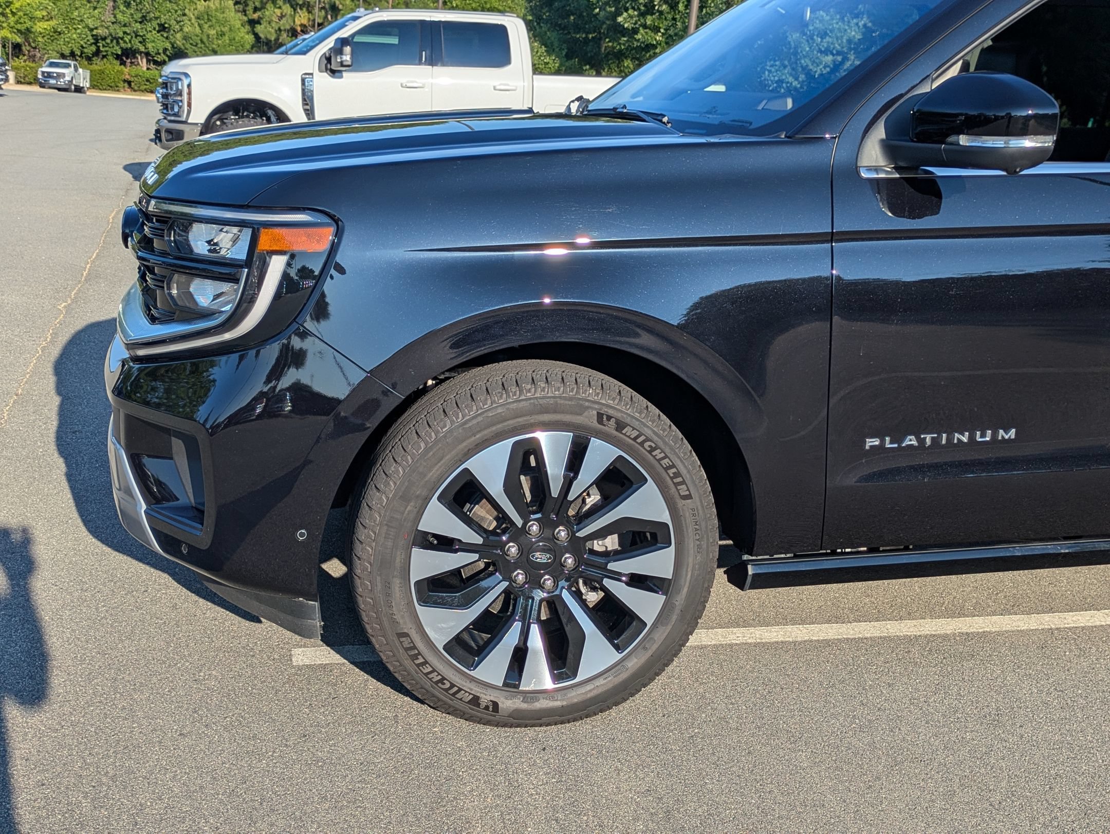 Certified 2025 Ford Expedition Platinum w/ Driver's Package AWD/4WD image 11