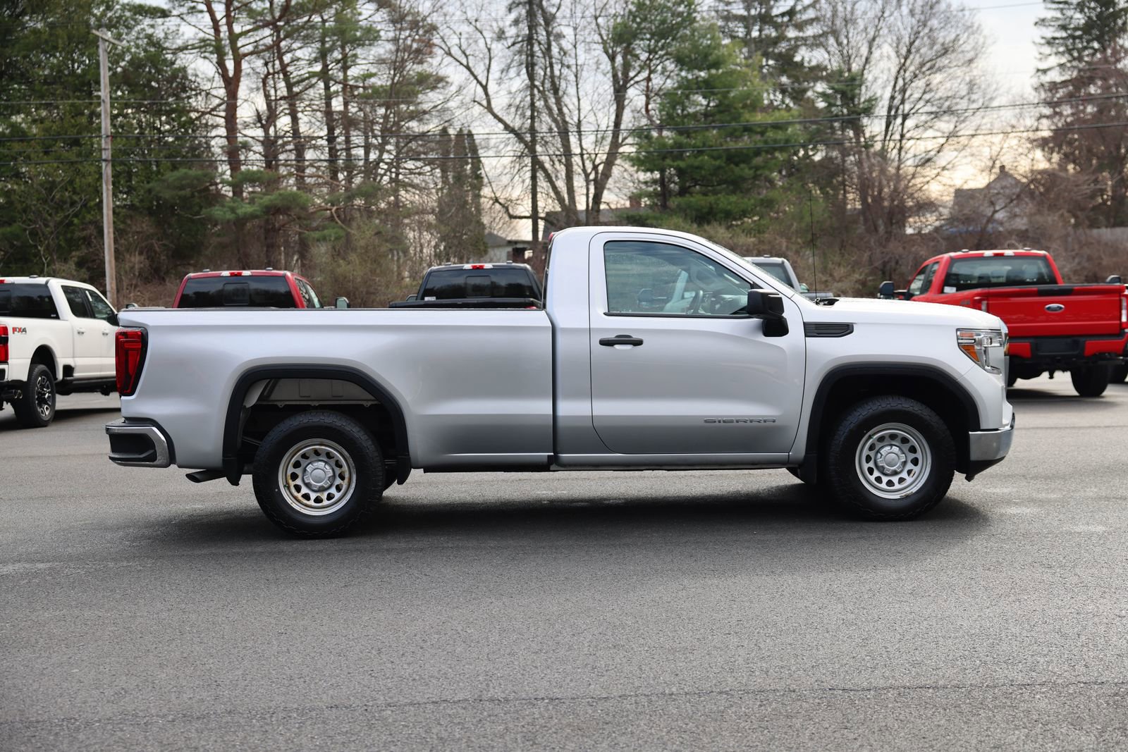 Used 2021 GMC Sierra 1500 2WD Regular Cab w/ Convenience Package image 4