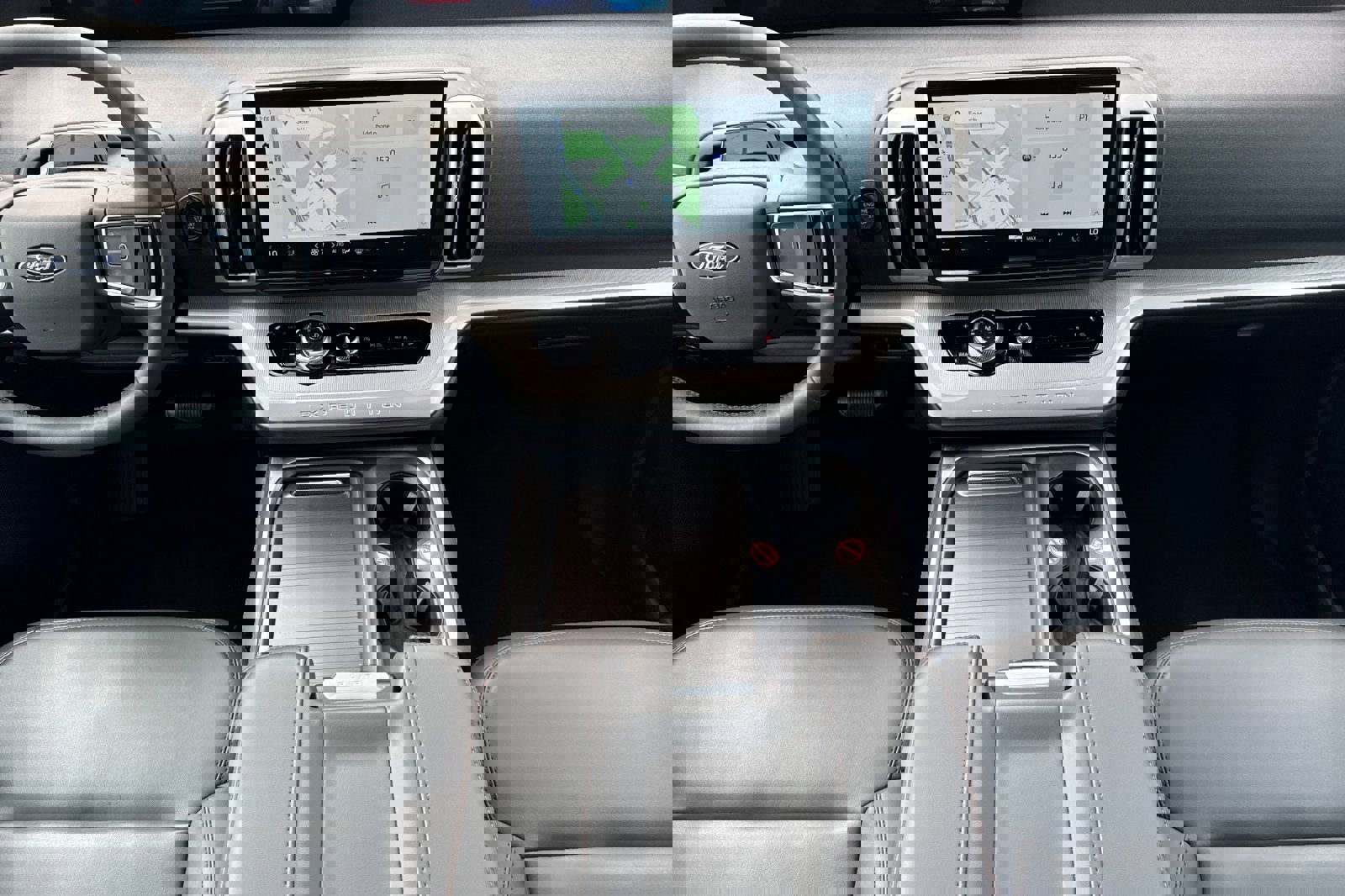 Certified 2025 Ford Expedition Active image 14