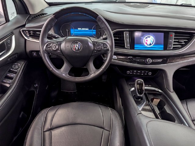 Used 2021 Buick Enclave Avenir w/ Avenir Technology Package AWD/4WD image 27