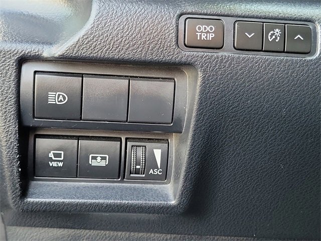Used 2023 Lexus IS 500 image 22