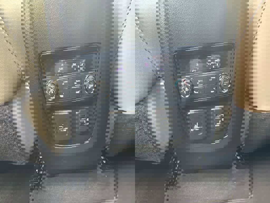 Used 2018 Buick Enclave Premium image 20