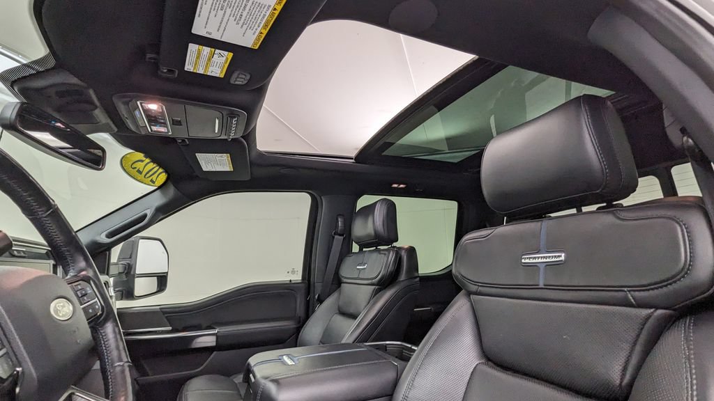 Certified 2025 Ford F250 Platinum AWD/4WD image 3