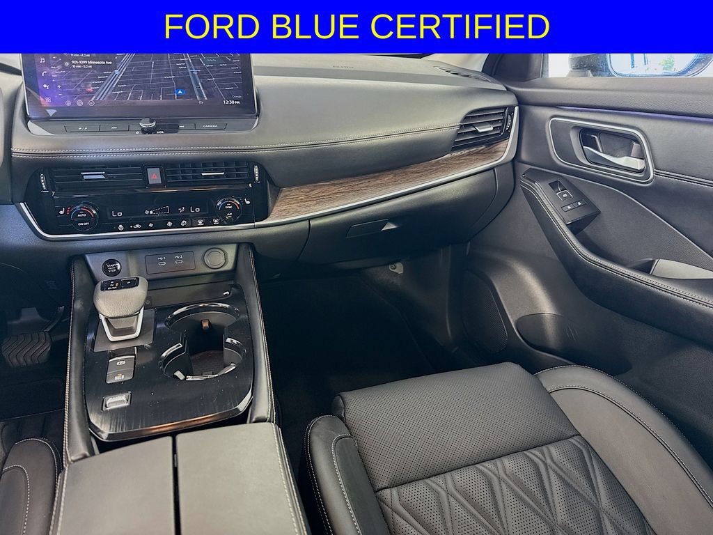 Used 2025 Nissan Rogue Platinum FWD image 27