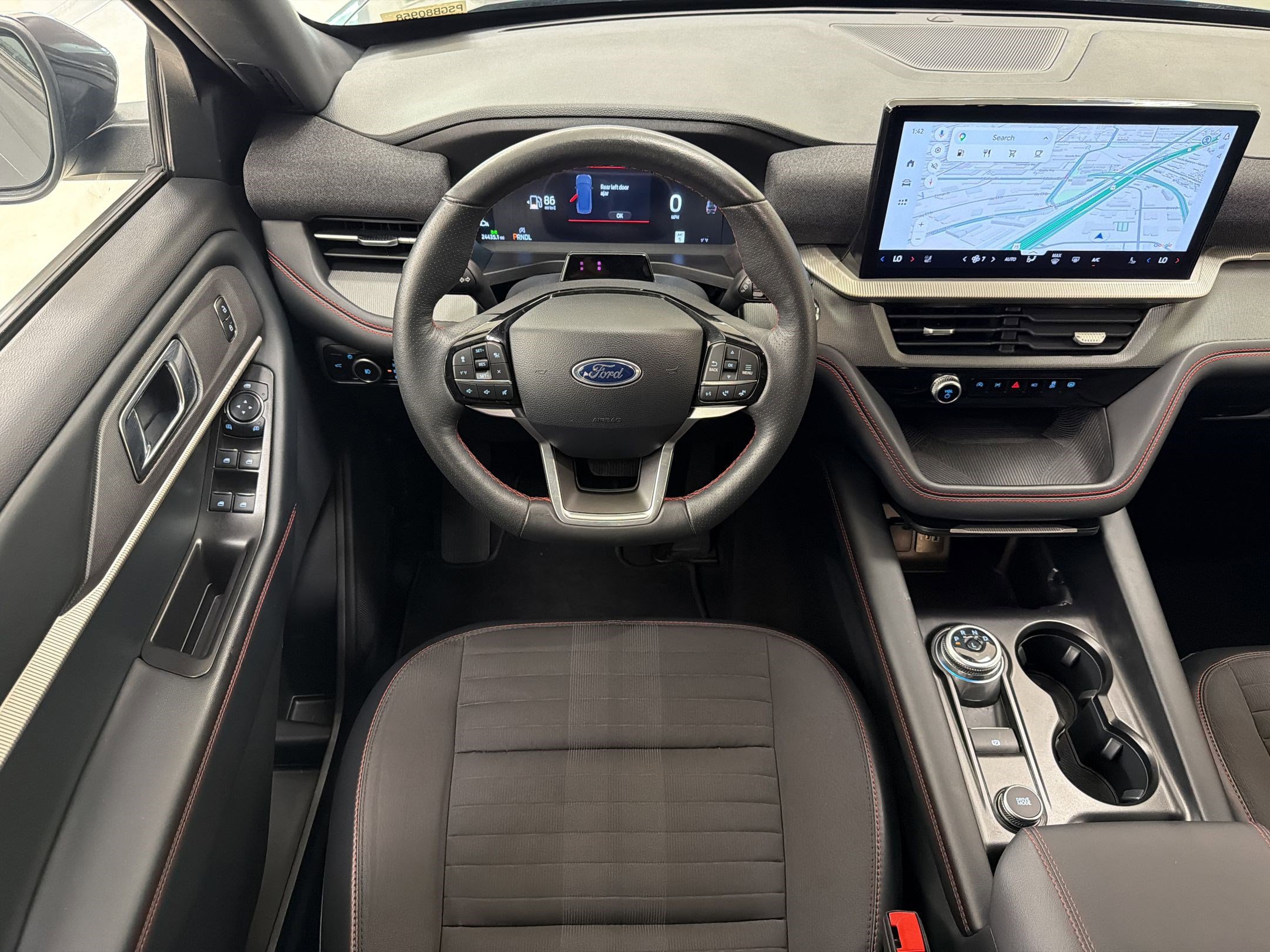 Certified 2025 Ford Explorer ST-Line w/ ST-Line Street Pack AWD/4WD image 26