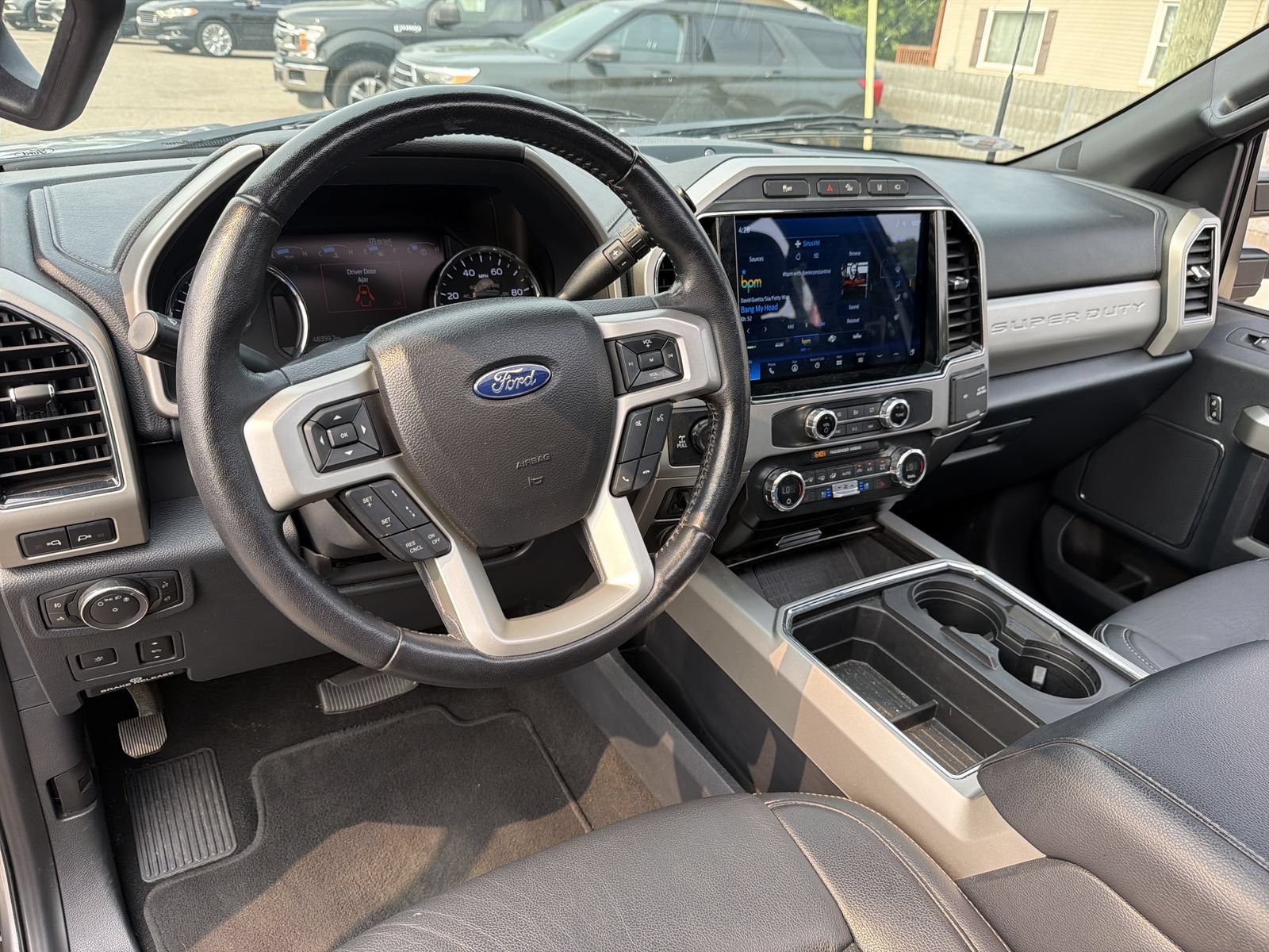 Certified 2022 Ford F250 Lariat w/ Tremor Off-Road Package AWD/4WD image 20