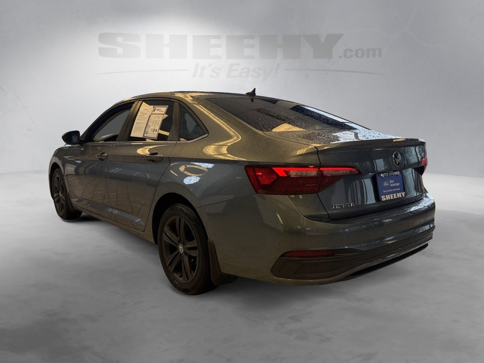 Used 2022 Volkswagen Jetta SE w/ Panoramic Sunroof Package image 14