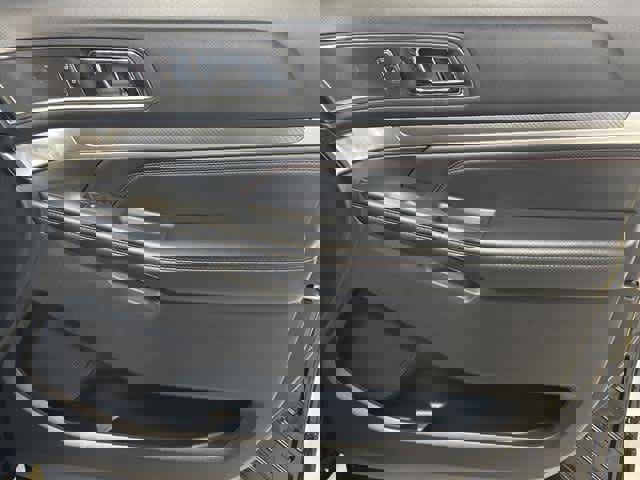 Certified 2018 Ford Explorer Sport w/ Equipment Group 401A image 34