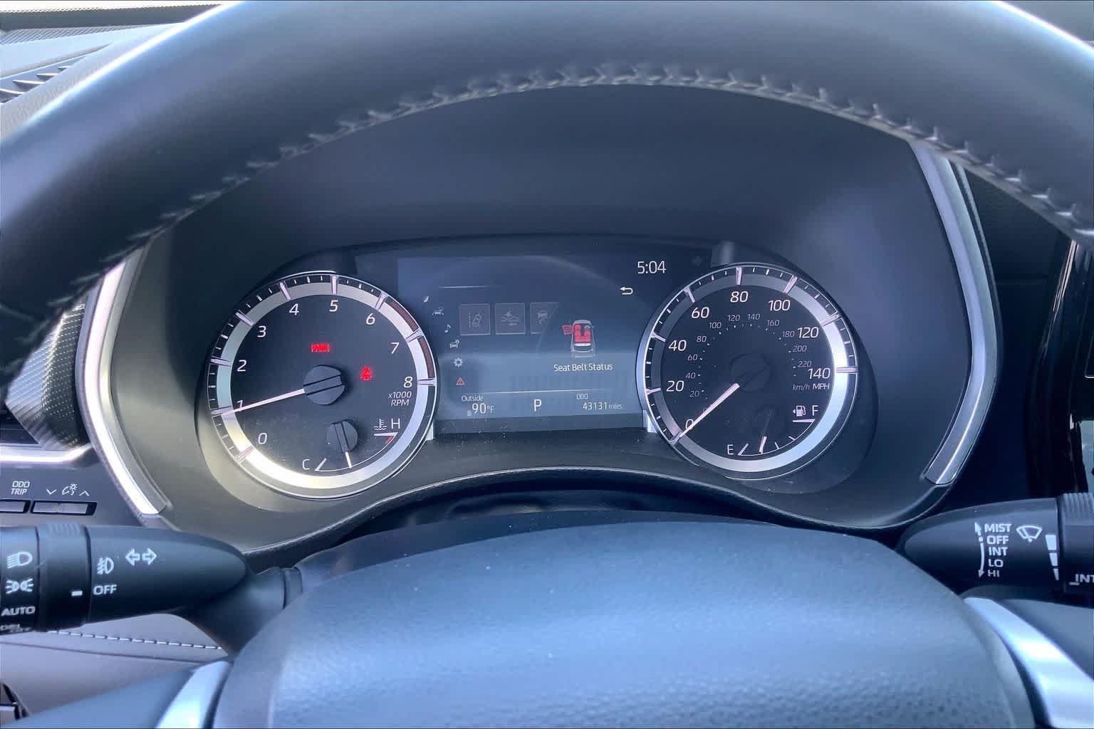 Used 2023 Toyota Highlander XSE FWD image 26