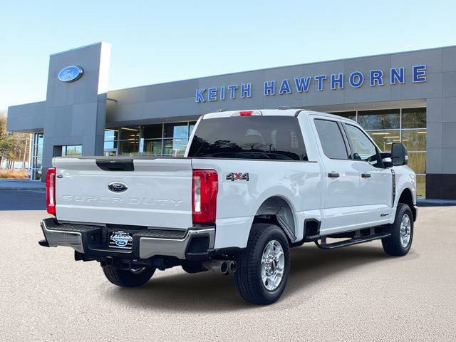 Certified 2025 Ford F250 XLT image 3