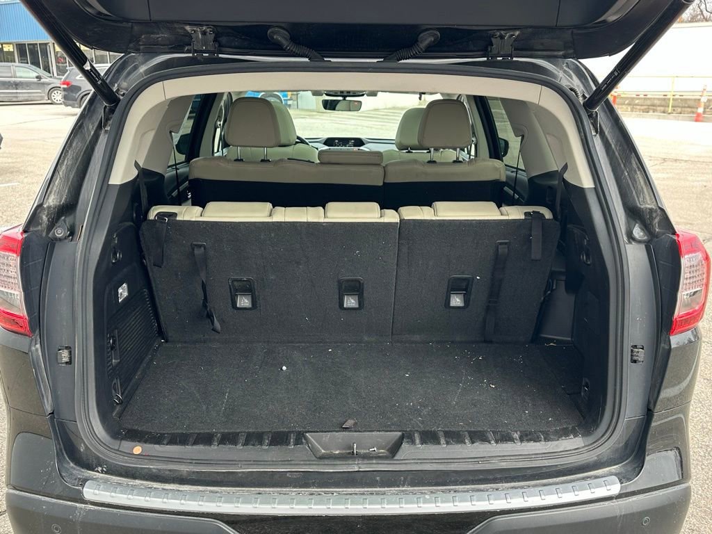 Used 2021 Subaru Ascent Limited w/ Technology Package image 16