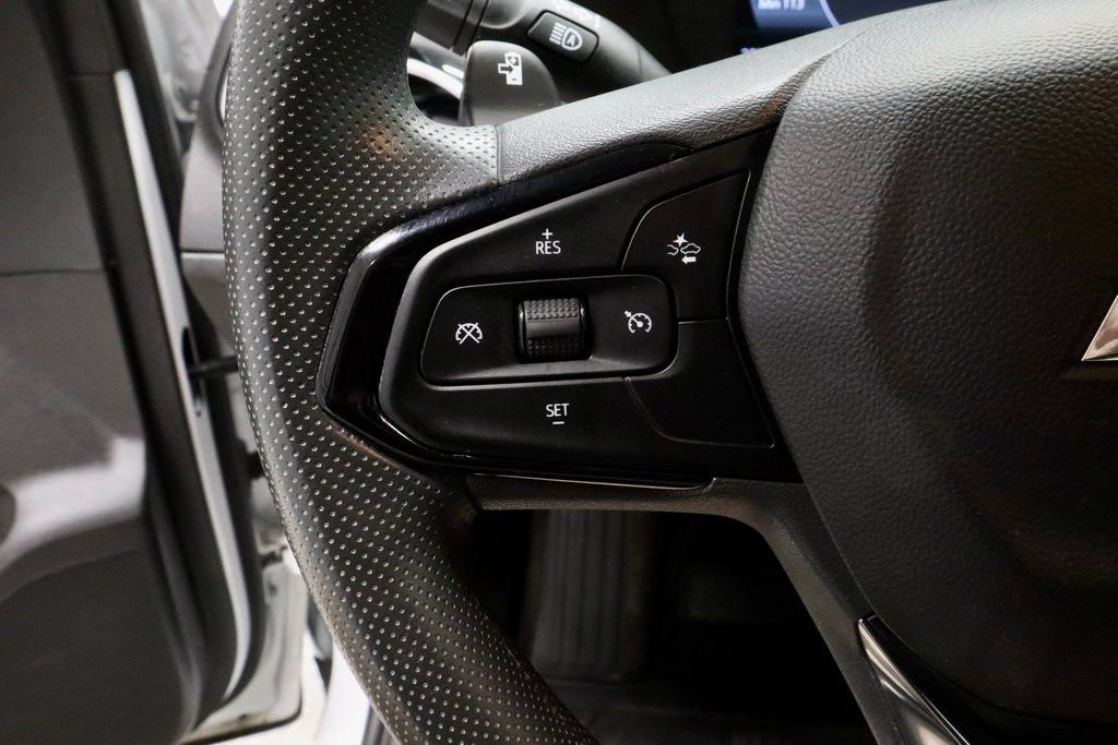 Used 2022 Chevrolet Bolt EUV LT w/ Driver Confidence Package image 27