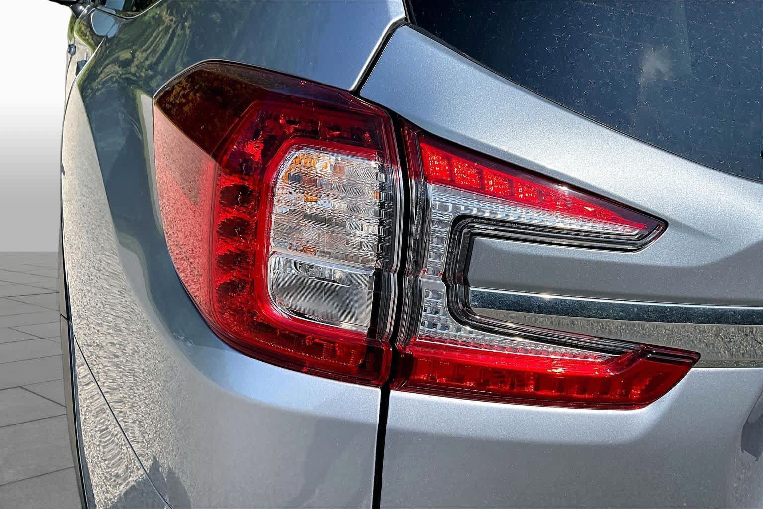 Used 2024 Subaru Ascent Limited w/ Technology Package AWD/4WD image 28