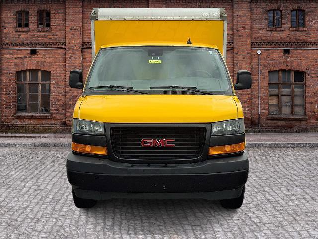 Used 2021 GMC Savana 3500 w/ Power Convenience Package RWD image 2