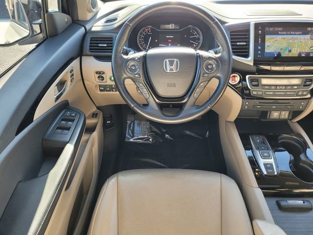 Used 2017 Honda Pilot Elite image 12