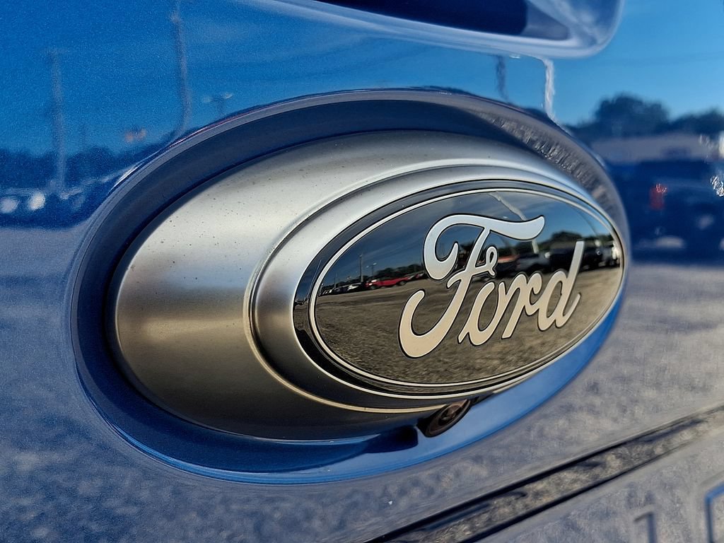 Certified 2024 Ford Maverick Lariat w/ Black Appearance Package FWD image 30