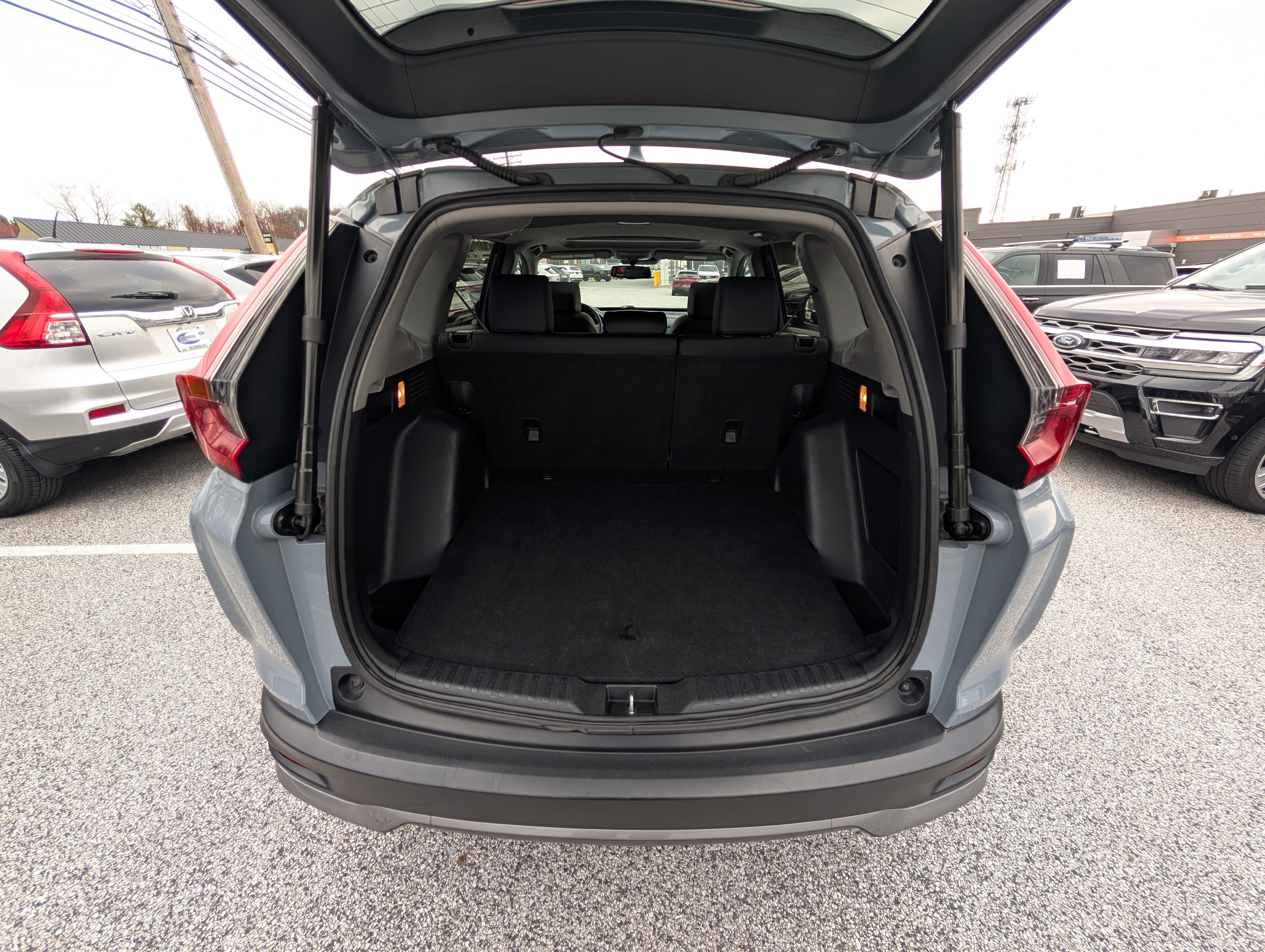 Used 2021 Honda CR-V Touring image 14