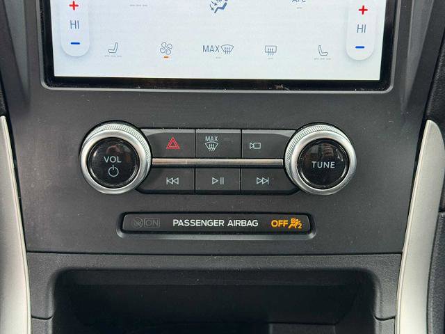 Certified 2024 Ford Edge SEL image 17