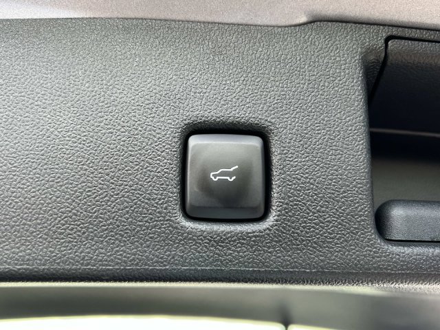 Certified 2023 Ford Escape Active AWD/4WD image 13