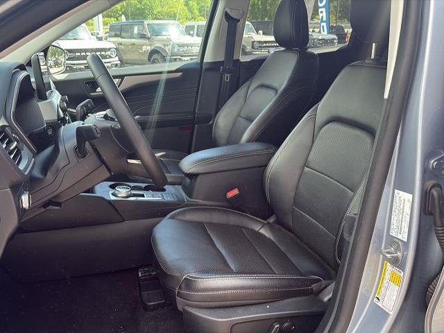 Certified 2022 Ford Escape SEL w/ Technology Package AWD/4WD image 12