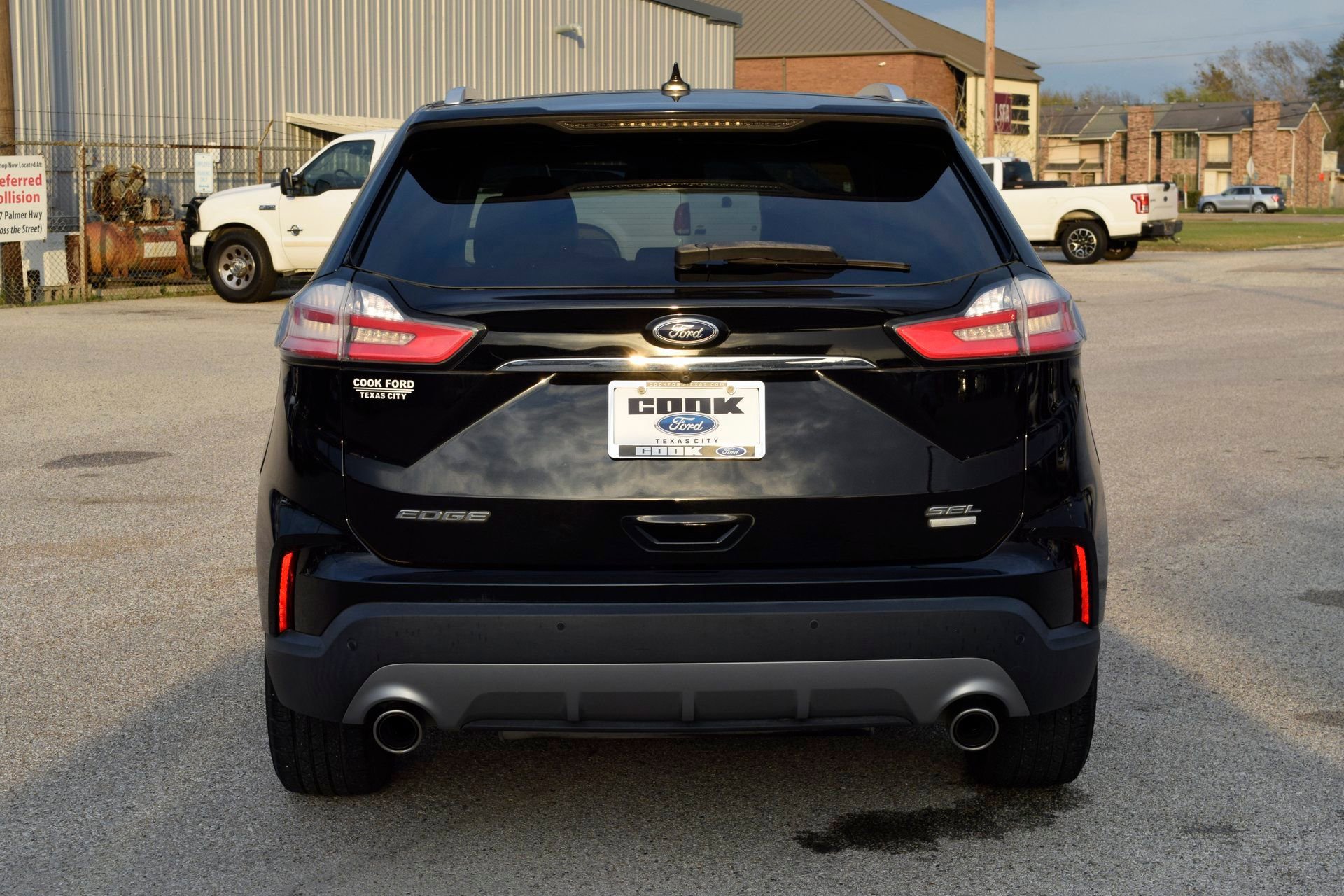 Certified 2019 Ford Edge SEL w/ Equipment Group 201A image 9