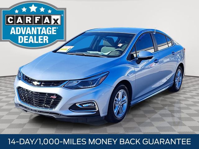 Used 2017 Chevrolet Cruze LT w/ Convenience Package image 4