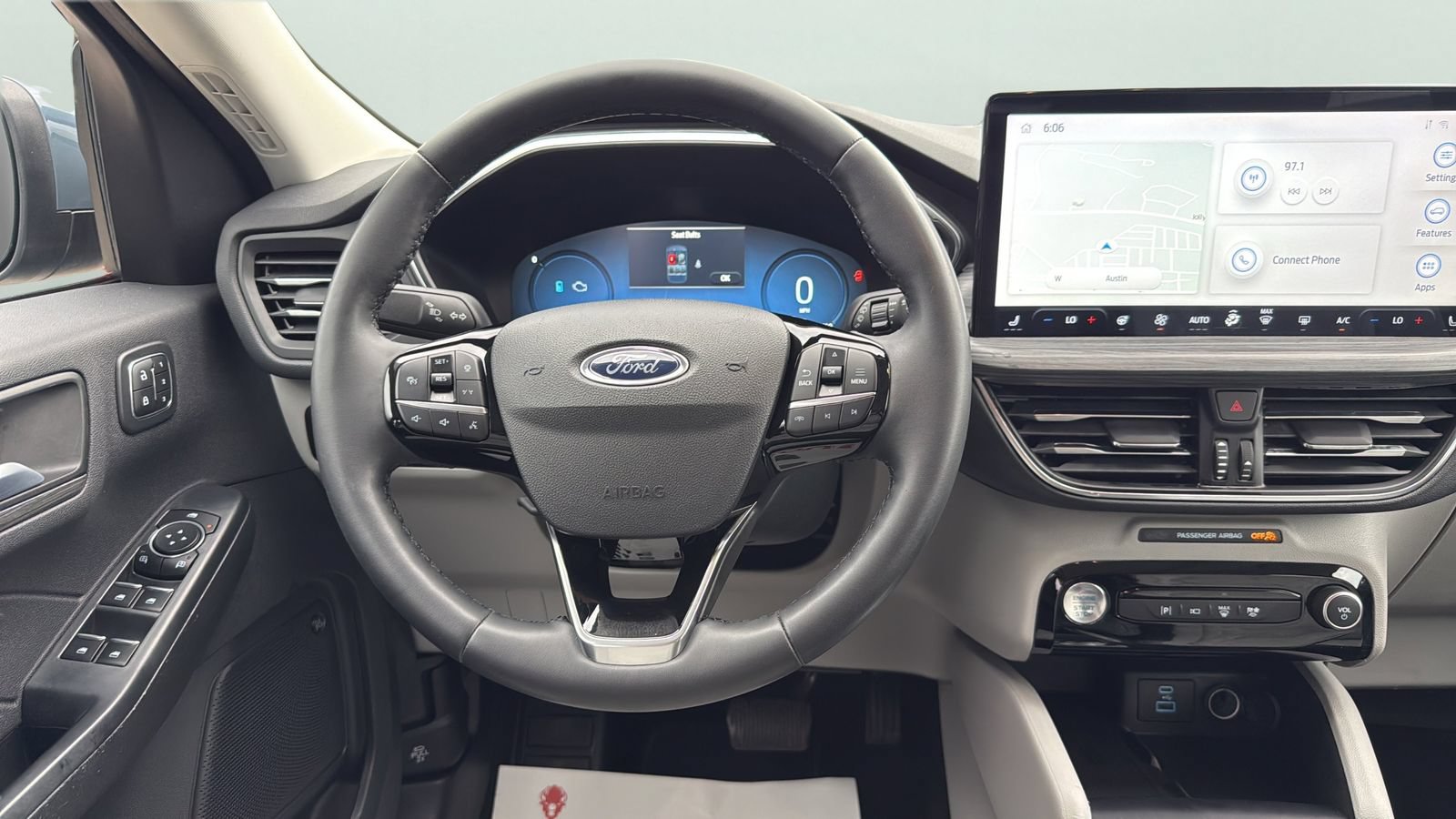 Certified 2023 Ford Escape Platinum w/ Premium Technology Package FWD image 9