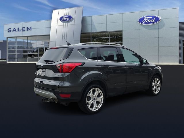 Certified 2019 Ford Escape Titanium image 3