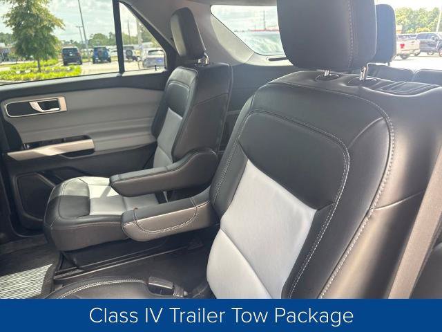 Certified 2023 Ford Explorer XLT w/ Equipment Group 202A RWD image 15