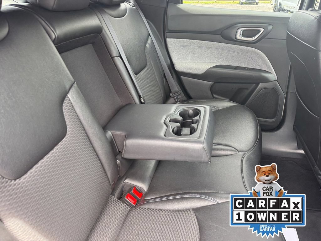 Used 2024 Jeep Compass Latitude AWD/4WD image 24