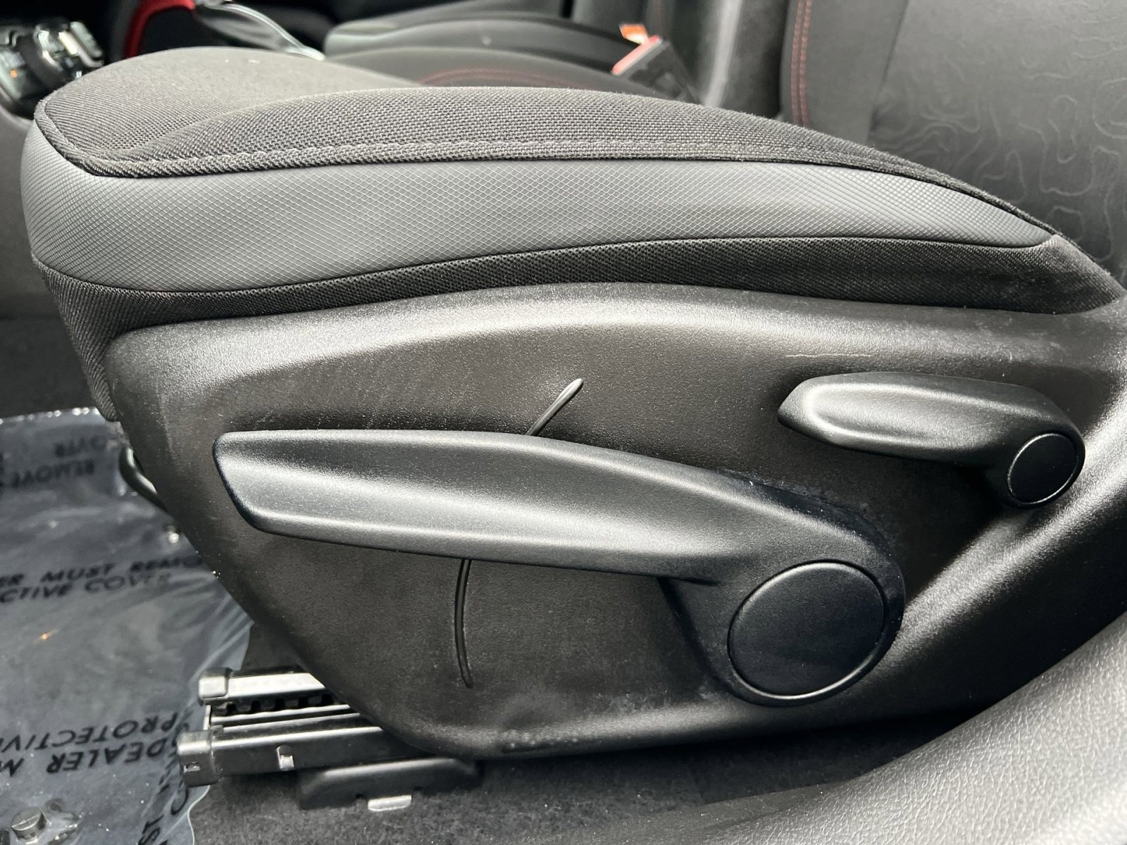 Used 2023 Jeep Renegade Trailhawk AWD/4WD image 22