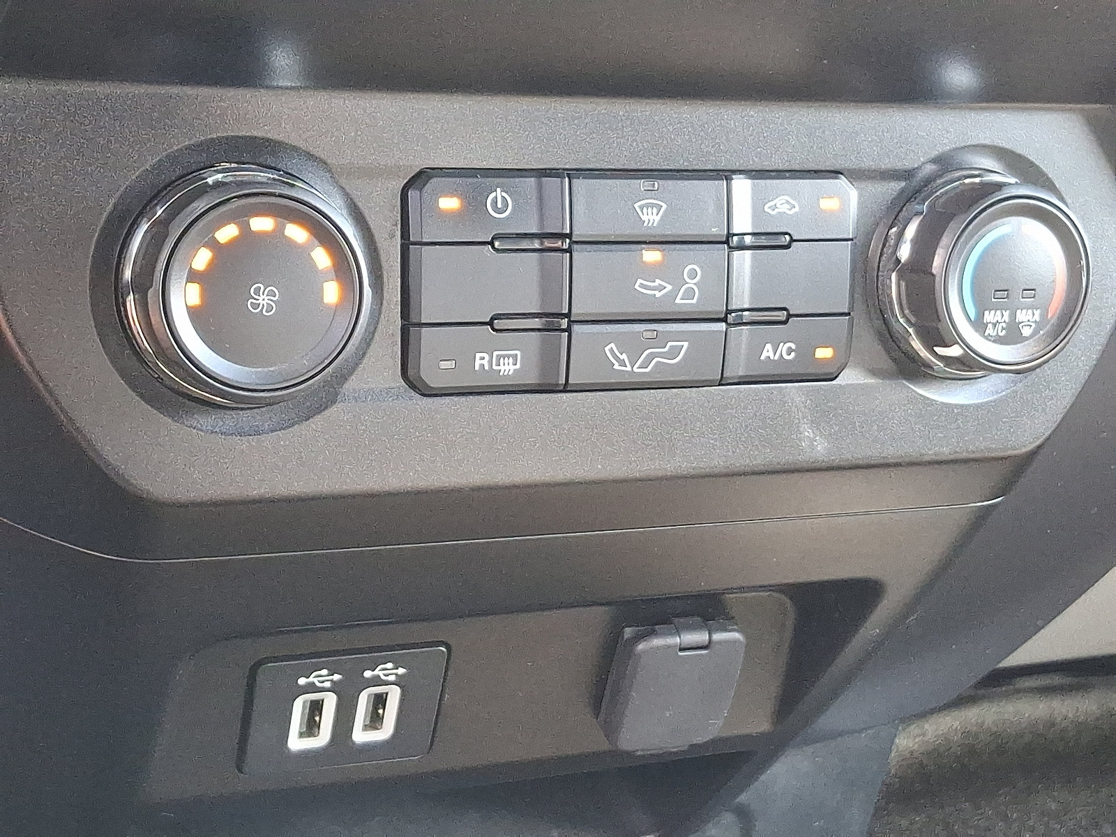 Certified 2020 Ford F150 XLT w/ Equipment Group 301A Mid AWD/4WD image 15