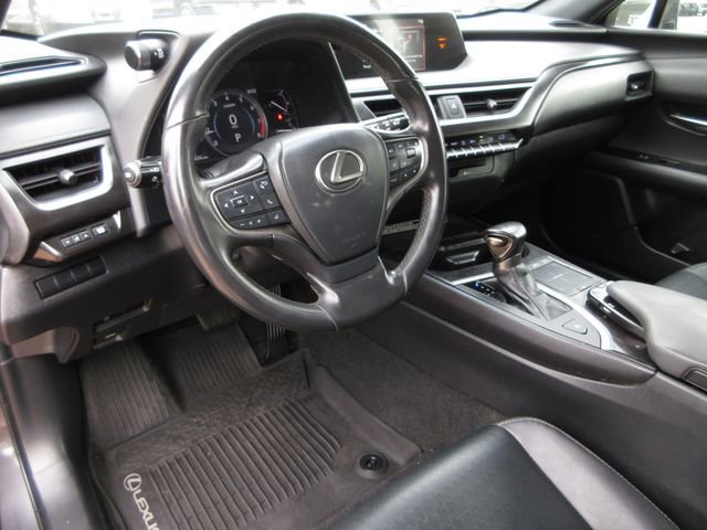 Used 2022 Lexus UX 200 w/ Accessory Package (Z1) image 14